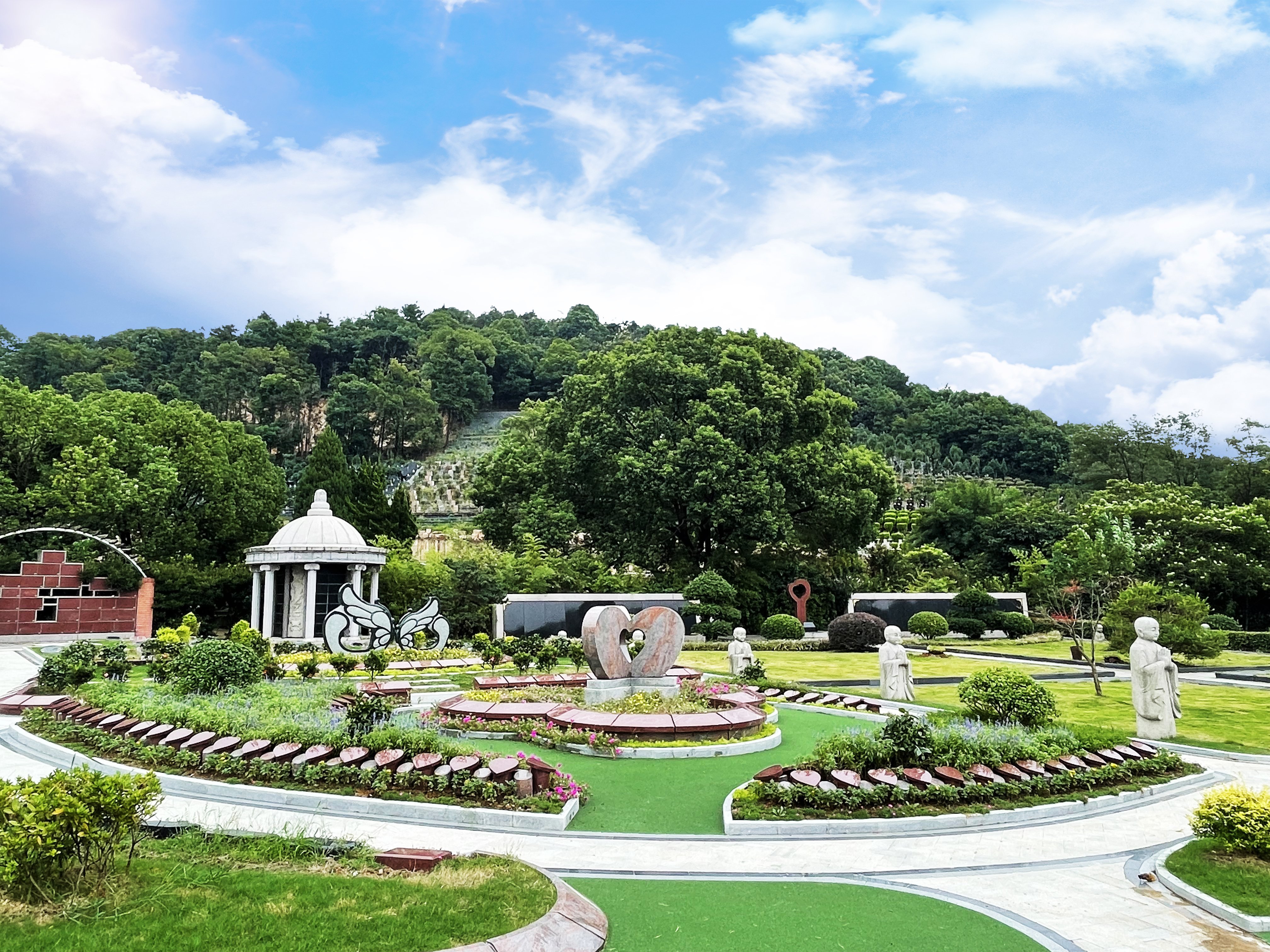 方寸间的大文章，引领现代葬文化