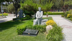 孙礼仁纪念碑落成：以《思索》之名，传承艺术之魂